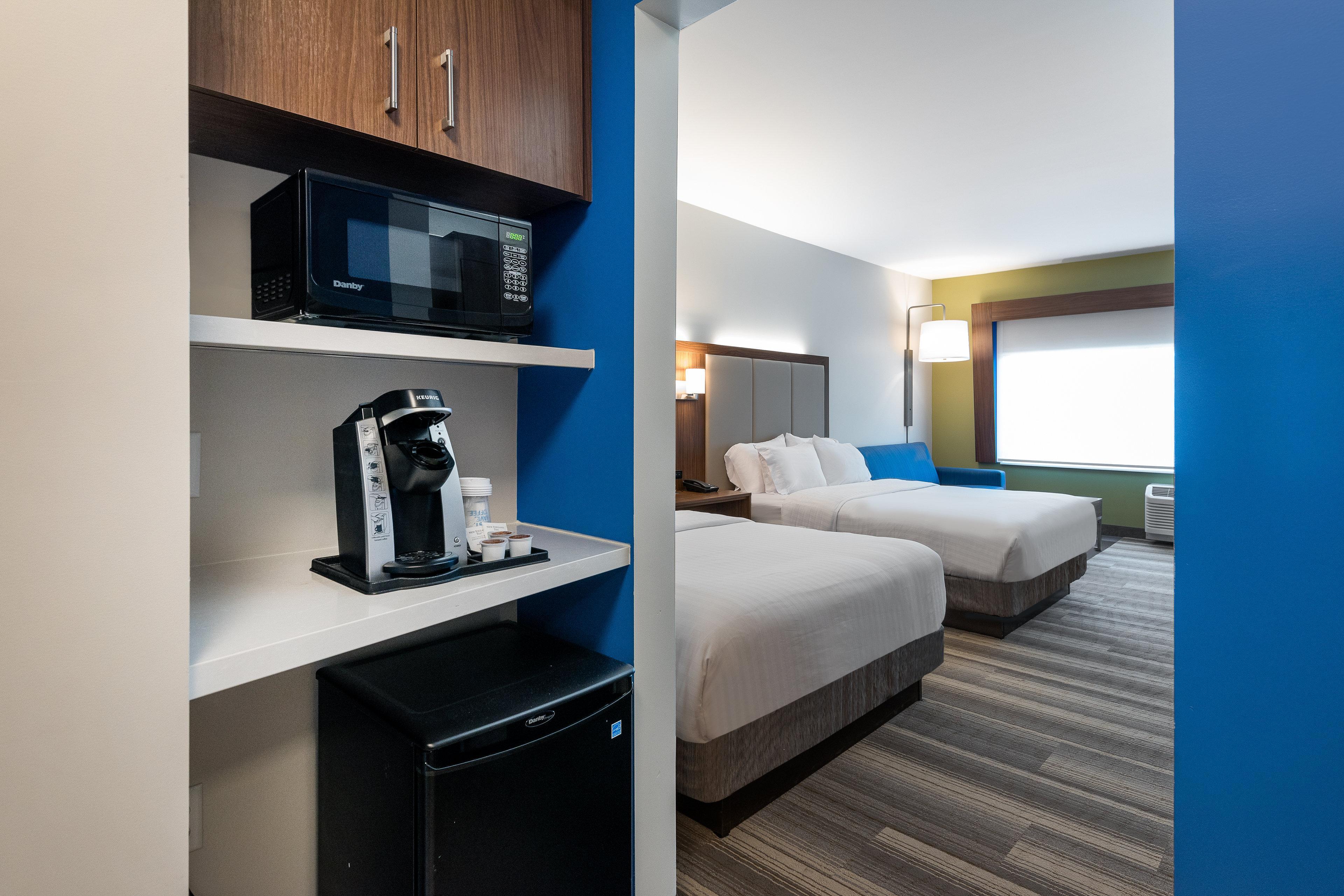 Holiday Inn Express Queensbury-Lake George Area By Ihg Екстер'єр фото
